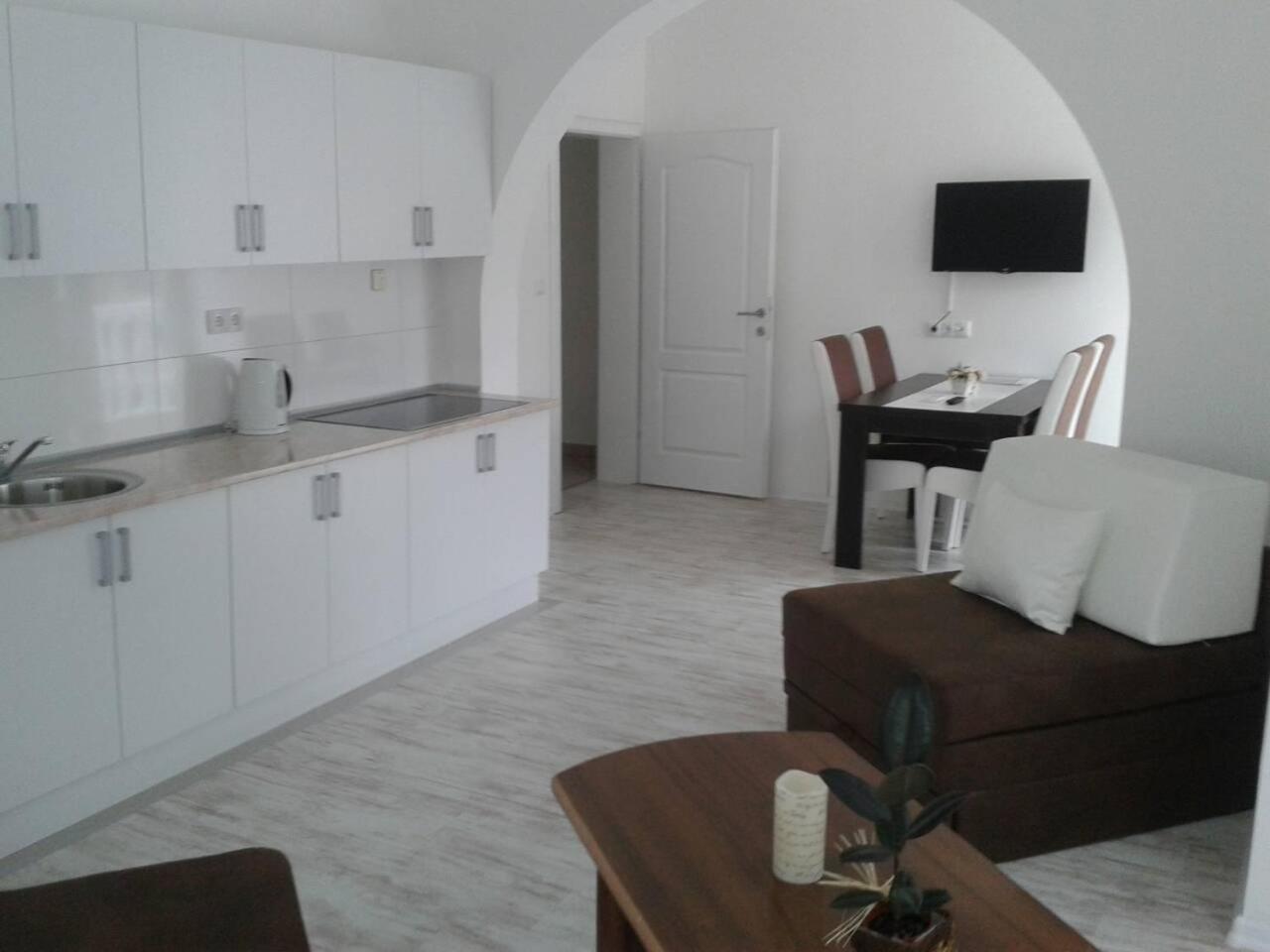 Apartment Villa Merci SJJ Eksteriør bilde